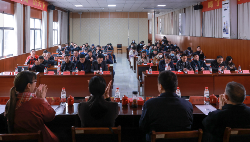 中国商业联合会授予信用评价3A级证书企业大会在汉召开(1)627.png