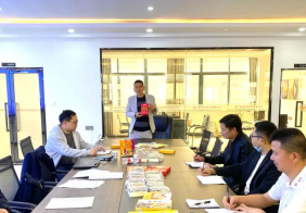 湖北汉川企业家左少云返乡创业顾大局抓质量让消费者吃上放心食品(1)603.png