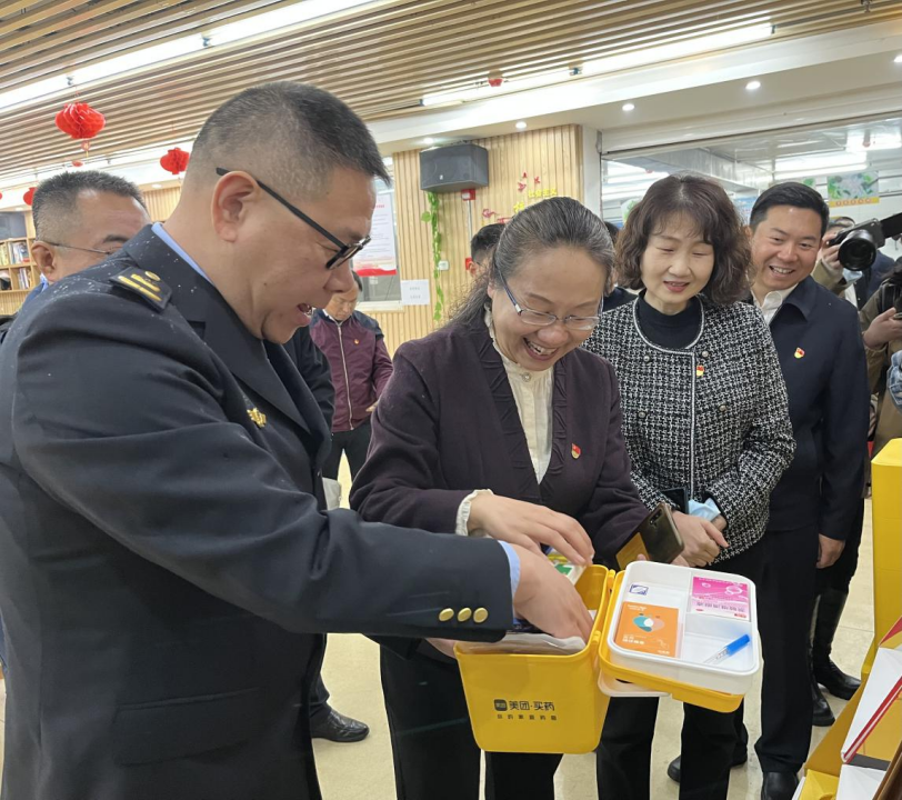 副本4.7小哥食堂1820.png