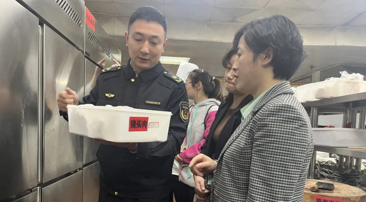 副本裕安區(qū)：創(chuàng)建安徽省食品安全示范區(qū)宣傳氛圍濃厚 （食安安徽專版）(1)804.png
