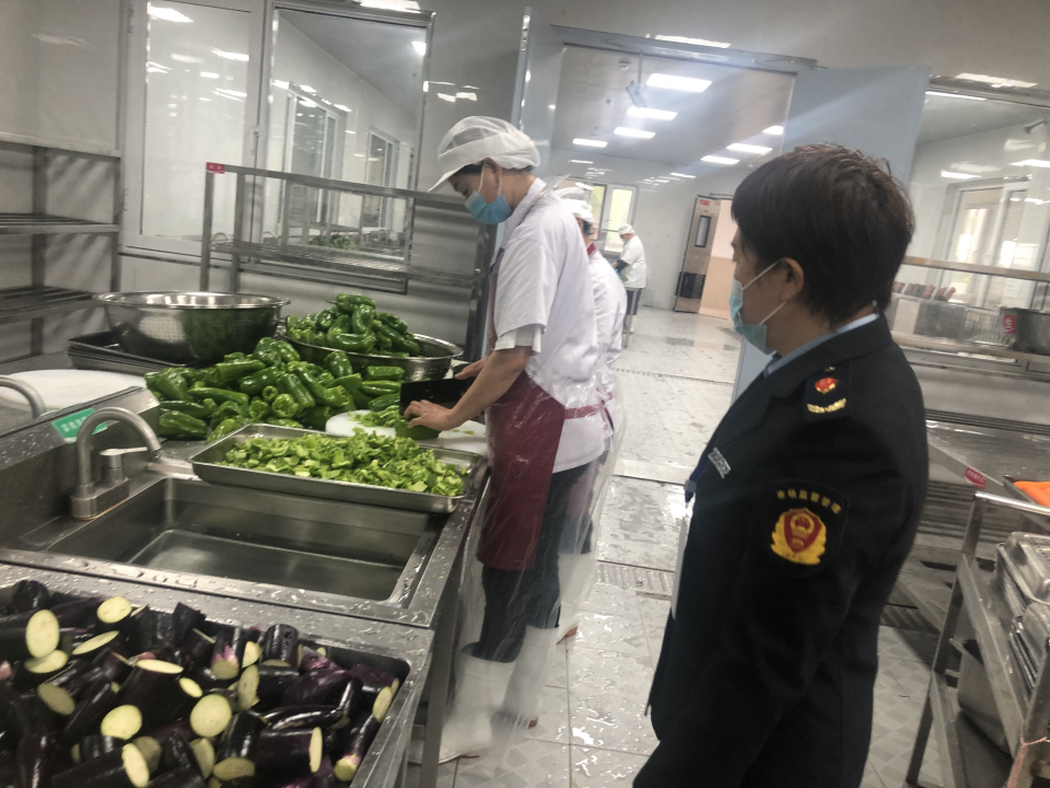 副本11.【最后】梅河新區(qū)：借助流量東風(fēng) 讓制止餐飲浪費的種子在夜經(jīng)濟(jì)中枝繁葉茂(1)1205.png