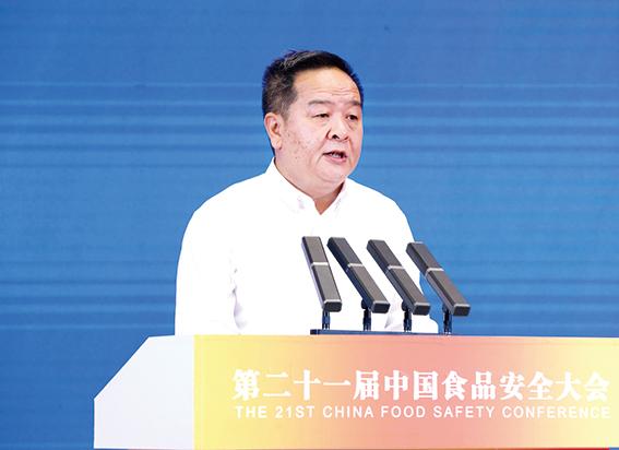 陈耳东.jpg