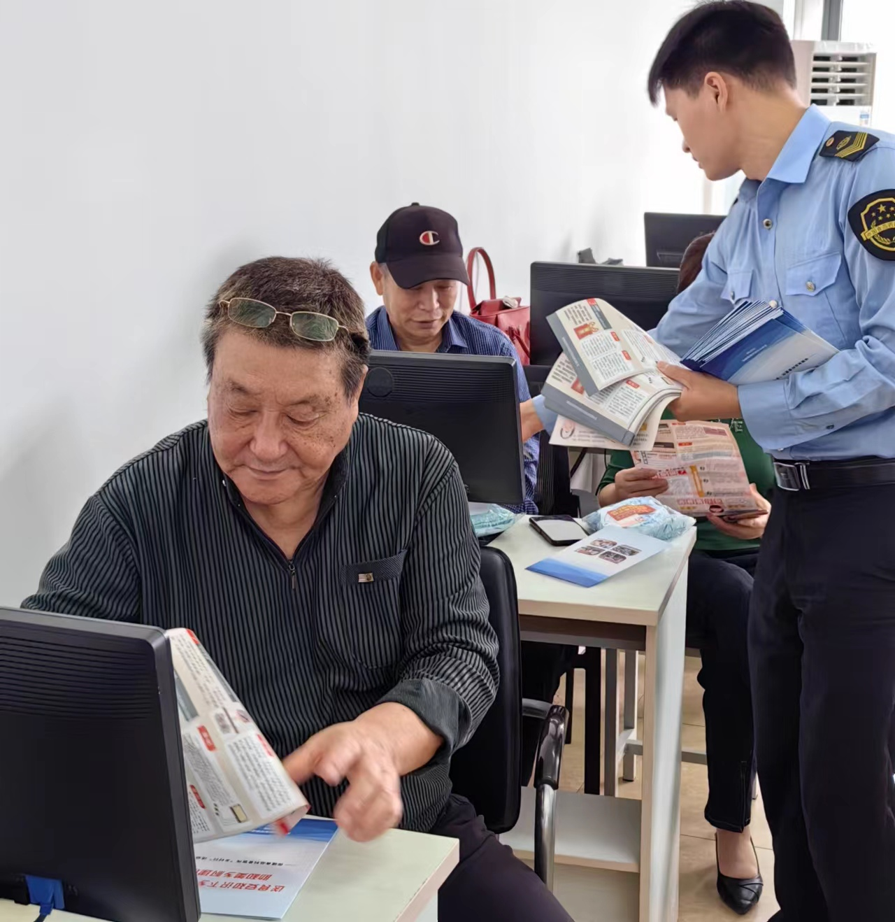 图片1.png