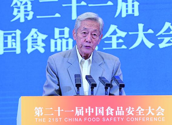 郎志正.jpg