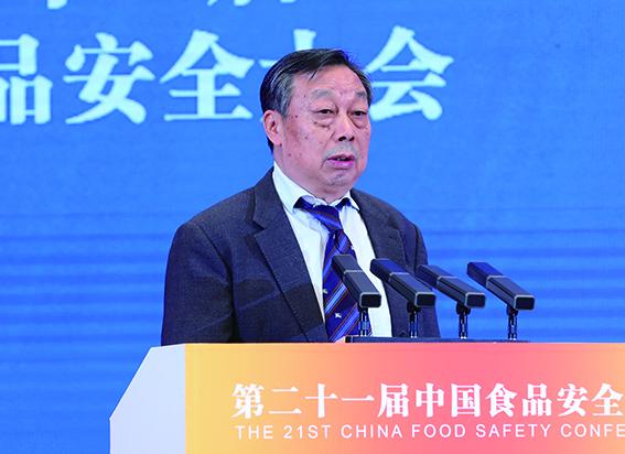 胡锦光.jpg