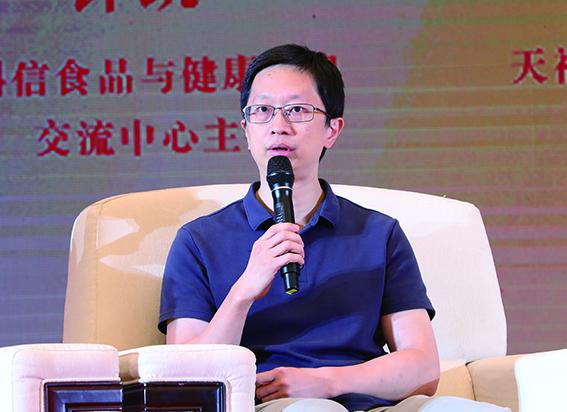 钟凯.jpg