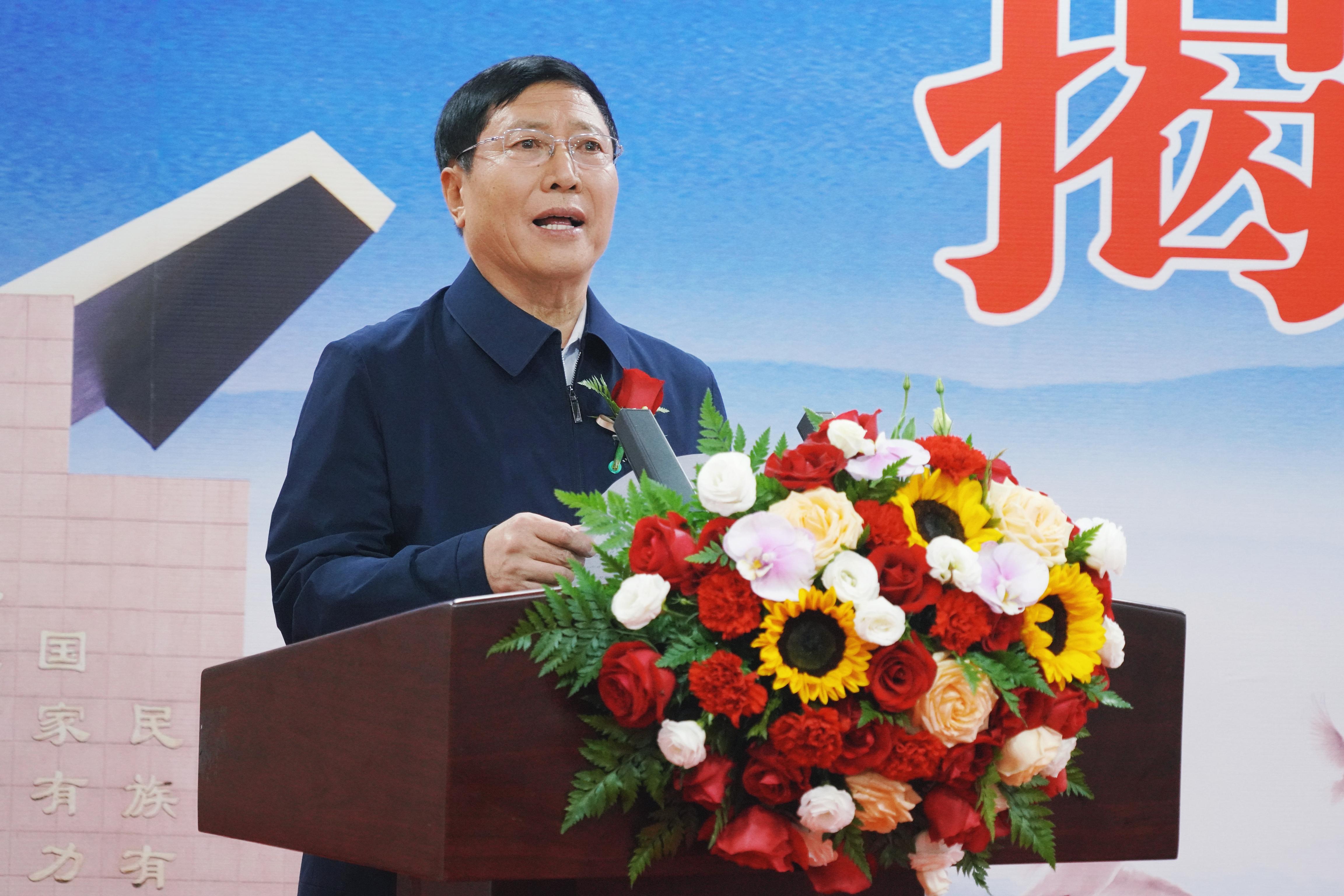 吉林省白山方大集团党委书记、董事长宁凤莲致欢迎词.jpg