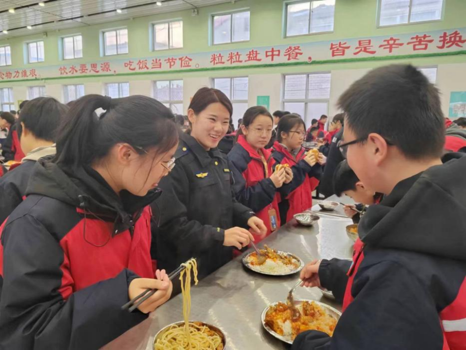 副本1_1_护航“开学第一餐”！临西市场监管在行动865.png