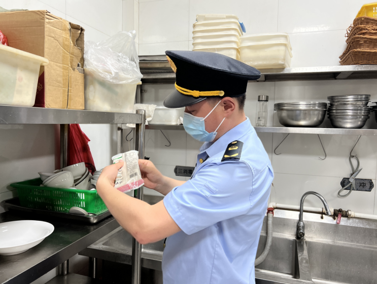 成都哆夏垒餐饮管理有限公司